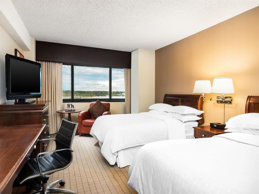 Sheraton Edison Exterior foto